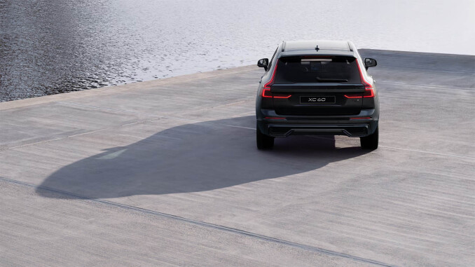 Volvo XC60 2.0 T6 [350] Plug-in Hybrid Plus Black Ed 5dr AWD Gtron [NI] Estate - Image 7